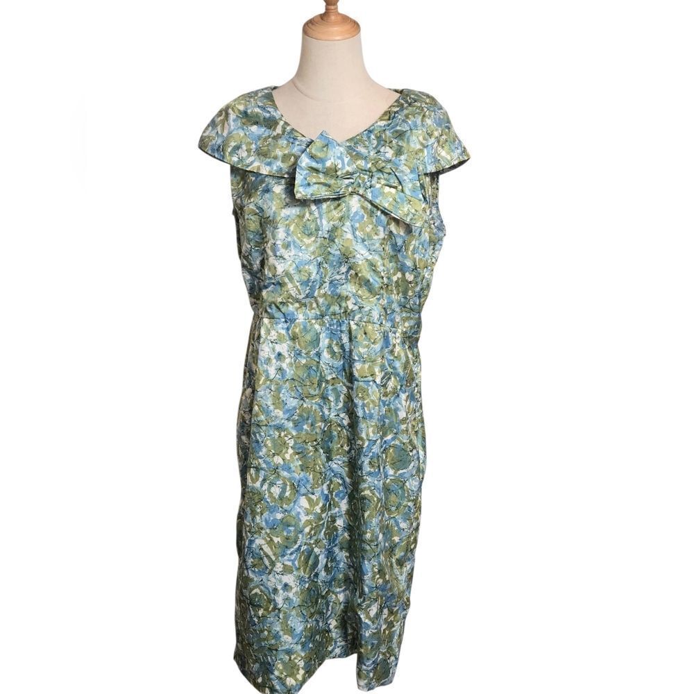 Vintage Floral Green and Blue Bow Dress